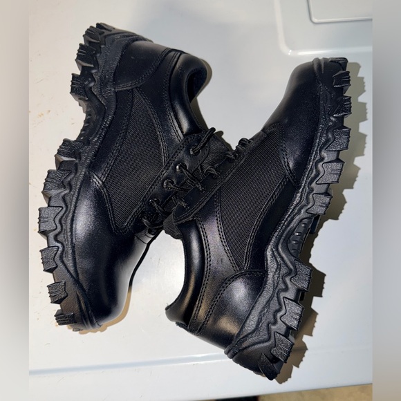 Men’s Rocky Slip & Oil  Resistant NWOB Size 8.5 Wide - Picture 2 of 7